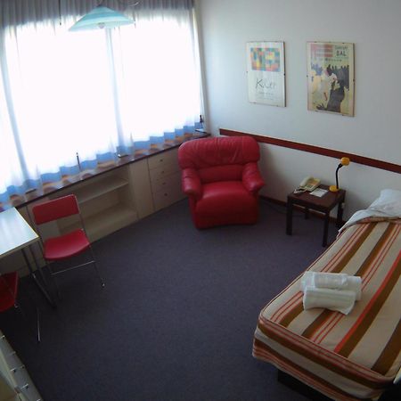 פורדנונה Albergo Residence Italia Vintage Hotel מראה חיצוני תמונה