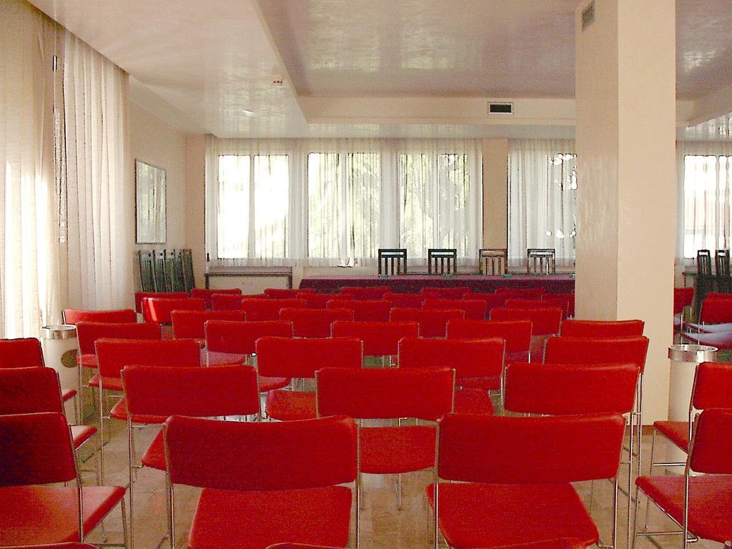 פורדנונה Albergo Residence Italia Vintage Hotel מראה חיצוני תמונה