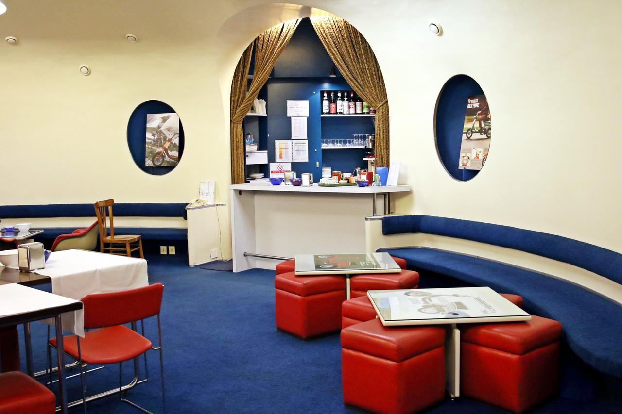 פורדנונה Albergo Residence Italia Vintage Hotel מראה חיצוני תמונה