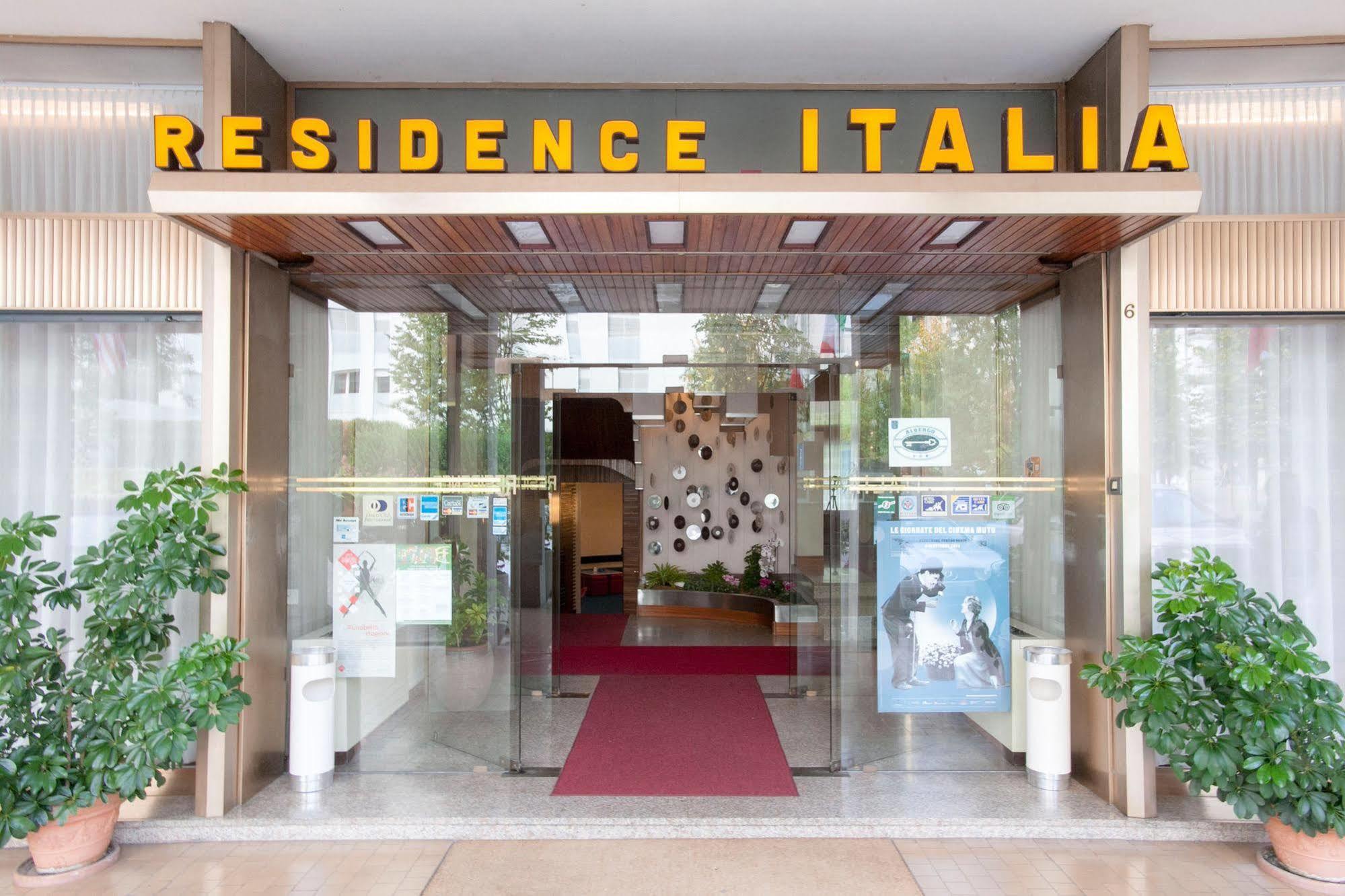 פורדנונה Albergo Residence Italia Vintage Hotel מראה חיצוני תמונה