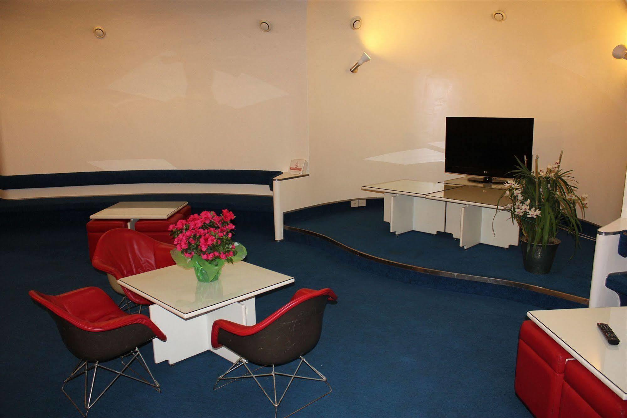 פורדנונה Albergo Residence Italia Vintage Hotel מראה חיצוני תמונה